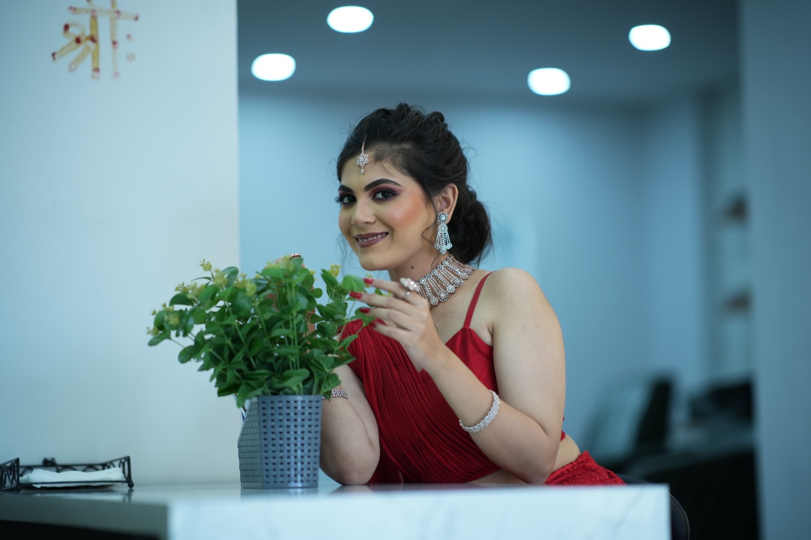 Bridal look with flowers at desk